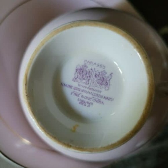 Paragon Double Warrant Pink Teacup and Saucer with Hand-Painted Pansies c1940s B - Picture 7 of 9